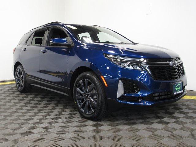 Photo of 2022 Blue Glow Metallic Chevrolet Equinox