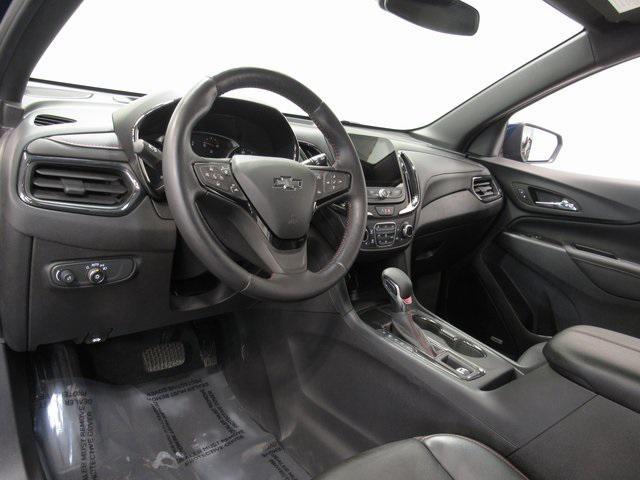 Photo of 2022 Blue Glow Metallic Chevrolet Equinox