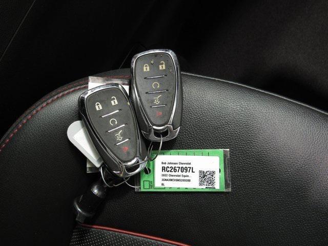 Photo of 2022 Blue Glow Metallic Chevrolet Equinox