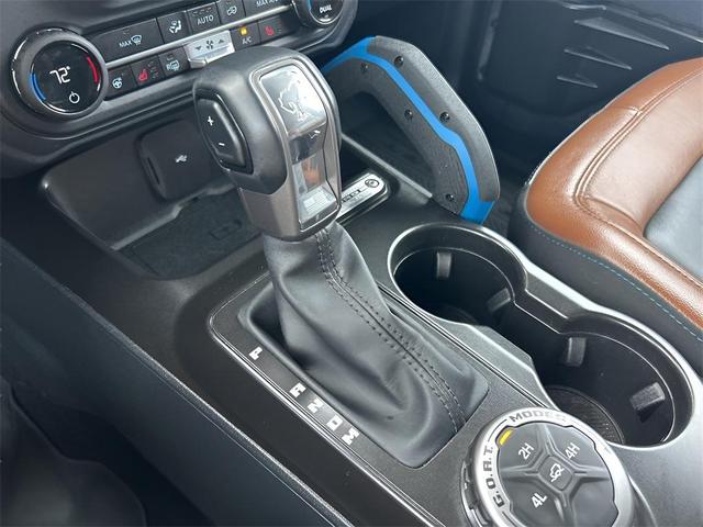 Photo of 2023 Velocity Blue Metallic Ford Bronco
