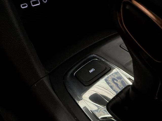 Photo of 2023 Summit White Chevrolet Equinox