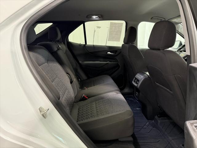 Photo of 2023 Summit White Chevrolet Equinox