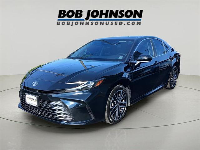 Photo of 2025 Midnight Black Metallic Toyota Camry