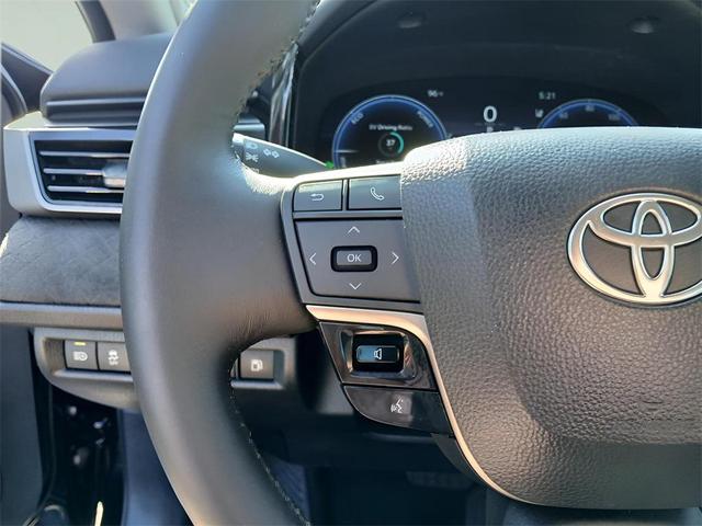Photo of 2025 Midnight Black Metallic Toyota Camry