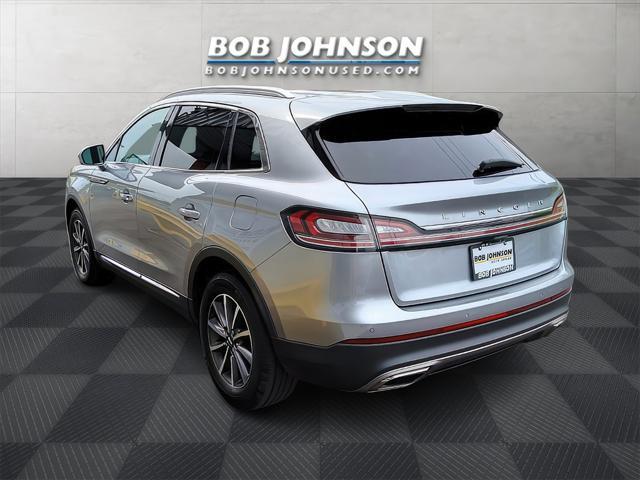 Photo of 2022 Silver Radiance Metallic Clearcoat Lincoln Nautilus