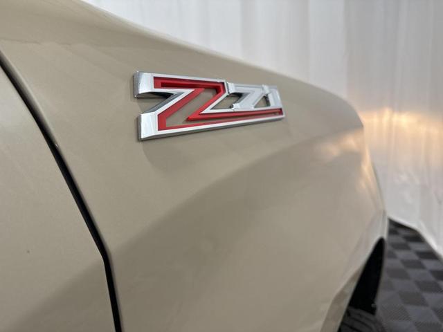 Photo of 2022 Sand Dune Metallic Chevrolet Silverado 1500