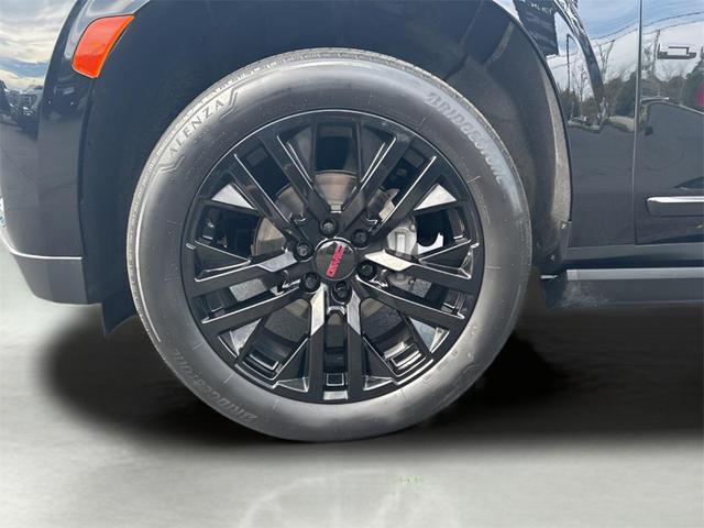 Photo of 2023 Onyx Black GMC Yukon XL