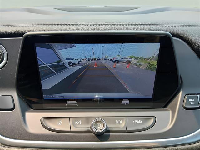 Photo of 2020 Silver Ice Metallic Chevrolet Blazer