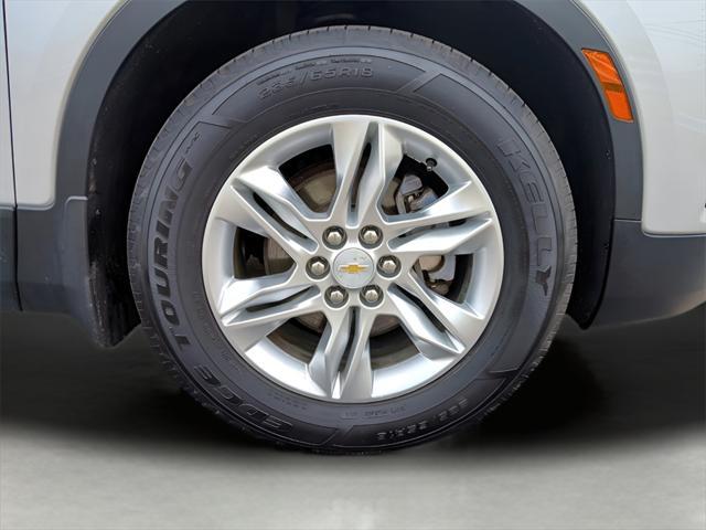 Photo of 2020 Silver Ice Metallic Chevrolet Blazer