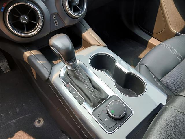 Photo of 2020 Silver Ice Metallic Chevrolet Blazer