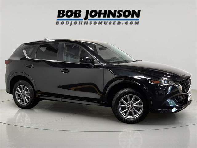 Photo of 2025 Jet Black Mica Mazda CX-5