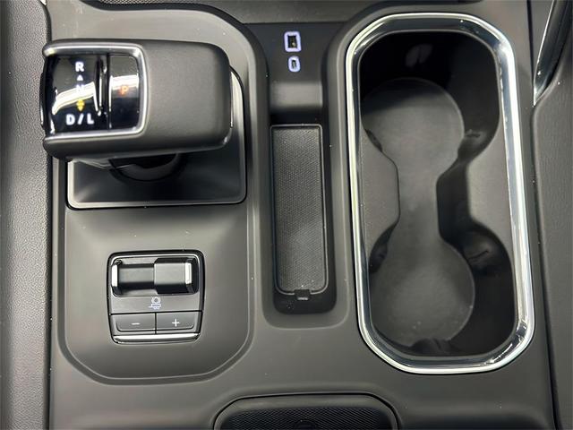 Photo of 2022 Quicksilver Metallic GMC Sierra 1500