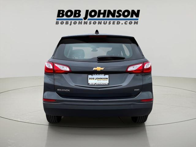 Photo of 2019 Nightfall Gray Metallic Chevrolet Equinox