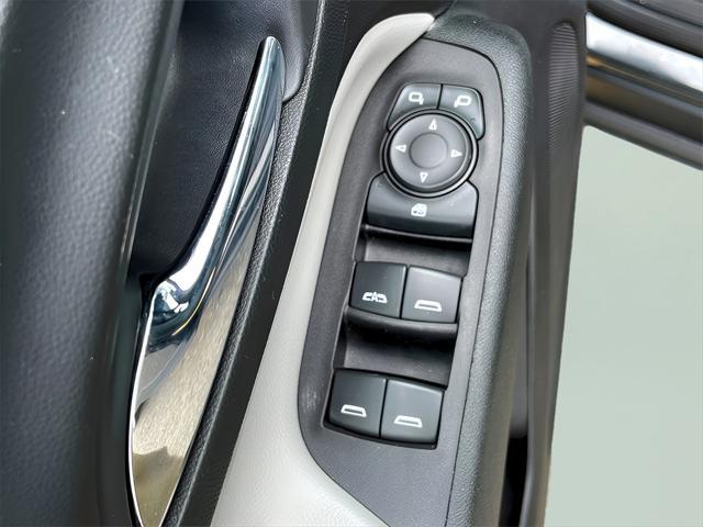 Photo of 2019 Nightfall Gray Metallic Chevrolet Equinox