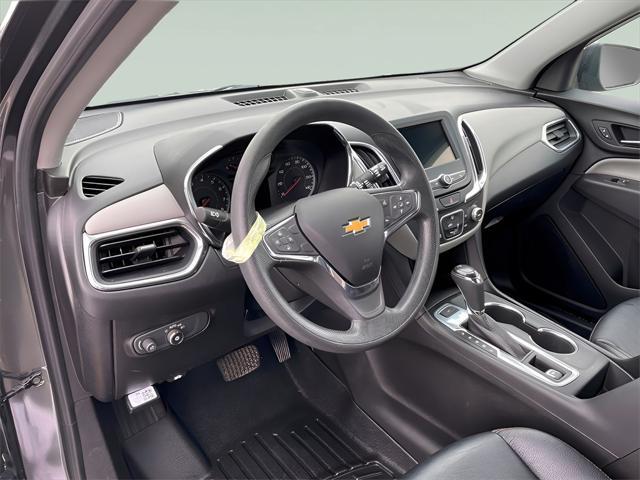 Photo of 2019 Nightfall Gray Metallic Chevrolet Equinox