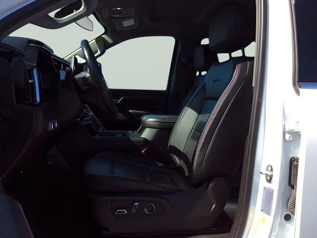 Photo of 2024 Summit White GMC Sierra 3500