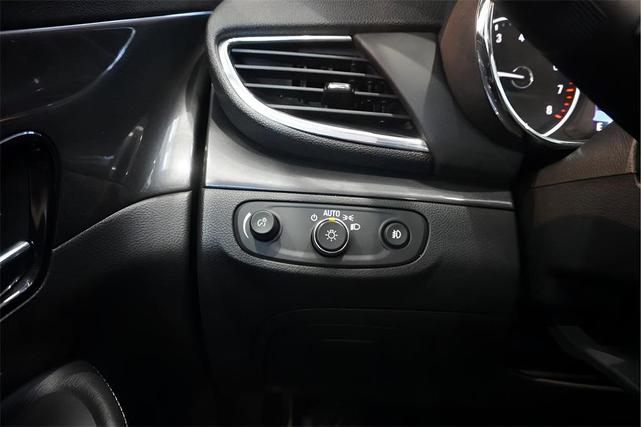 Photo of 2019 Satin Steel Gray Metallic Buick Encore