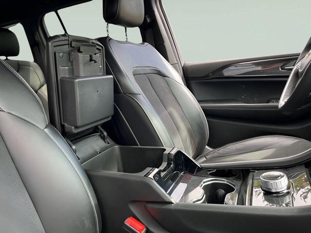 Photo of 2023 Baltic Gray Metallic Clearcoat Jeep Grand Cherokee