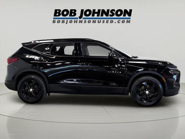Photo of 2023 Black Chevrolet Blazer
