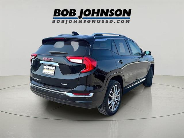 Photo of 2023 Ebony Twilight Metallic GMC Terrain