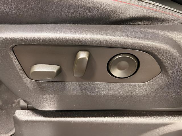 Photo of 2021 Summit White Chevrolet Tahoe
