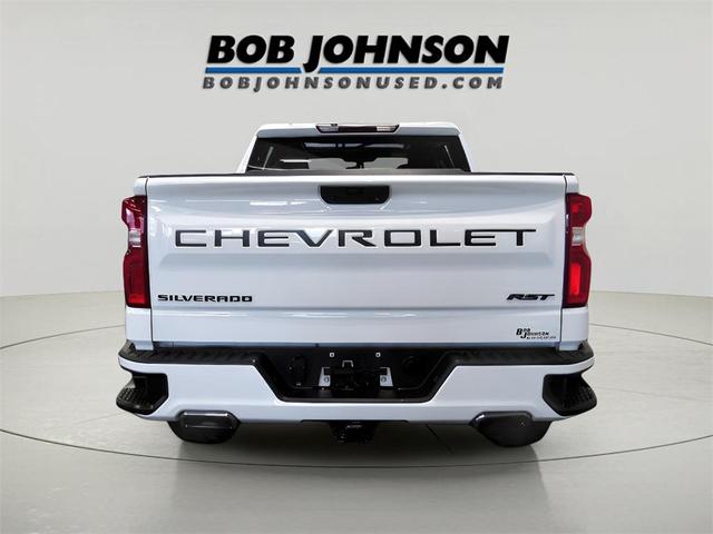 Photo of 2022 Summit White Chevrolet Silverado 1500