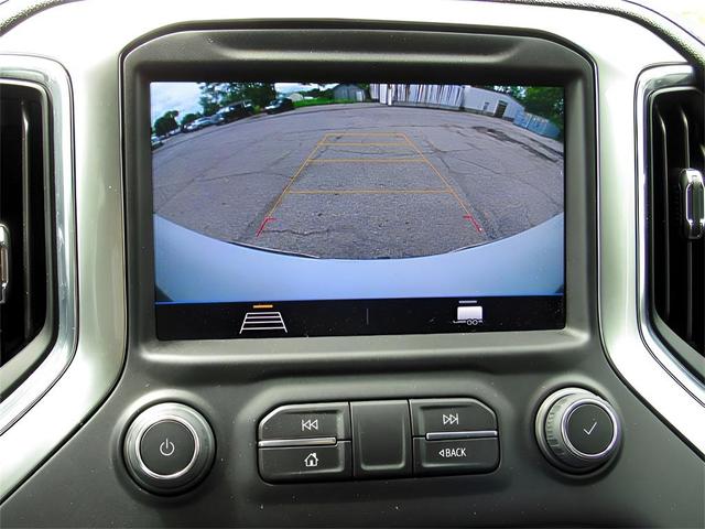 Photo of 2022 Summit White Chevrolet Silverado 1500