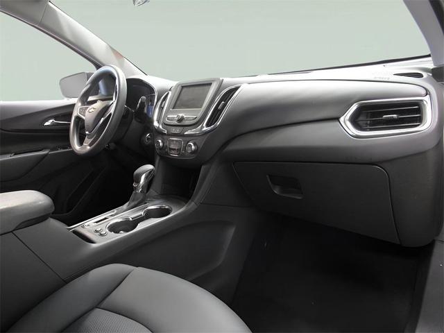 Photo of 2022 Iron Gray Metallic Chevrolet Equinox