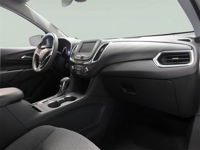 Photo of 2022 Iron Gray Metallic Chevrolet Equinox