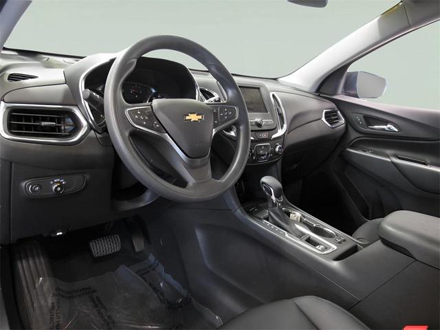 Photo of 2022 Iron Gray Metallic Chevrolet Equinox