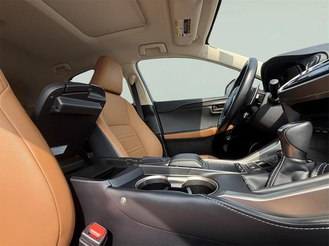 Photo of 2020 Eminent White Pearl Lexus NX 300