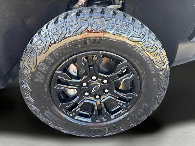 Photo of 2022 Black Chevrolet Silverado 1500