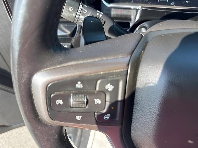 Photo of 2022 Black Chevrolet Silverado 1500