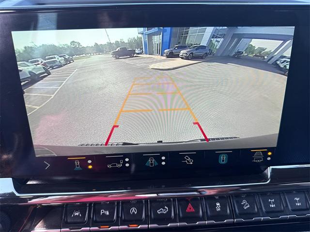 Photo of 2022 Black Chevrolet Silverado 1500