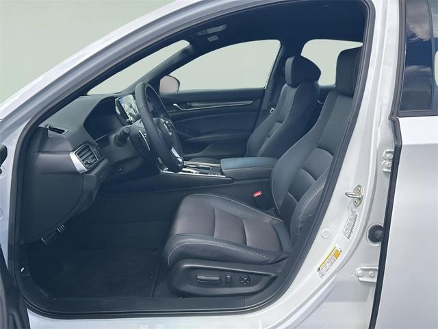 Photo of 2020 Platinum White Pearl Honda Accord