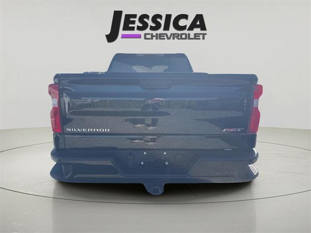 Photo of 2022 Black Chevrolet Silverado 1500