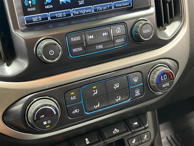 Photo of 2017 Silver Ice Metallic Chevrolet Colorado