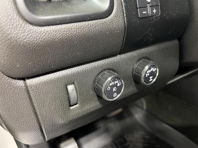 Photo of 2017 Silver Ice Metallic Chevrolet Colorado