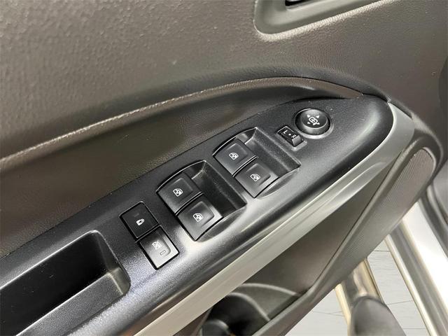 Photo of 2017 Silver Ice Metallic Chevrolet Colorado