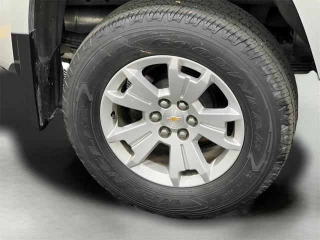 Photo of 2017 Silver Ice Metallic Chevrolet Colorado