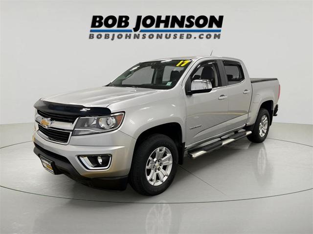 Photo of 2017 Silver Ice Metallic Chevrolet Colorado