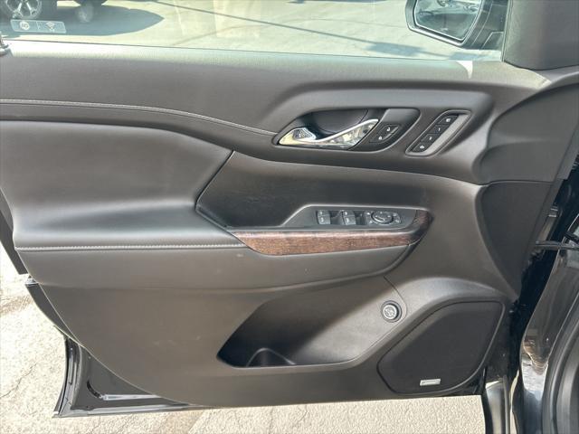 Photo of 2023 Ebony Twilight Metallic GMC Acadia