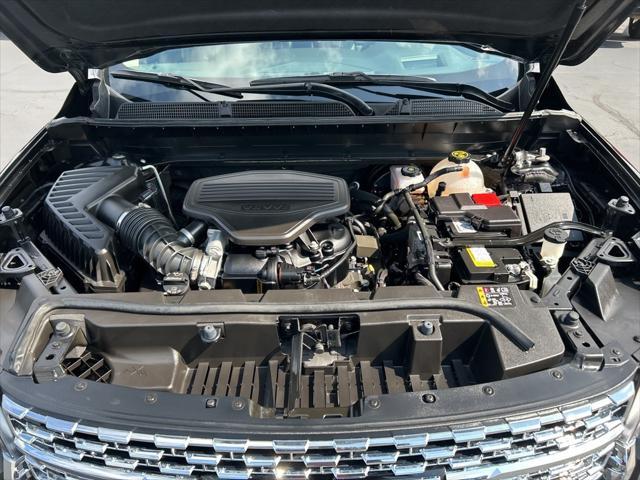 Photo of 2023 Ebony Twilight Metallic GMC Acadia