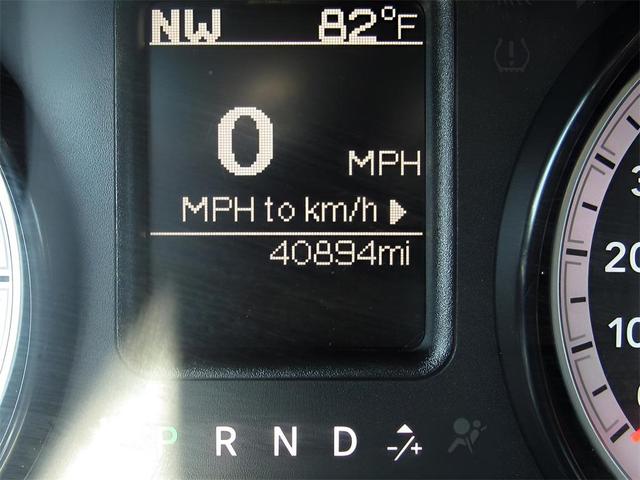 Photo of 2022 Bright White Clearcoat RAM 1500