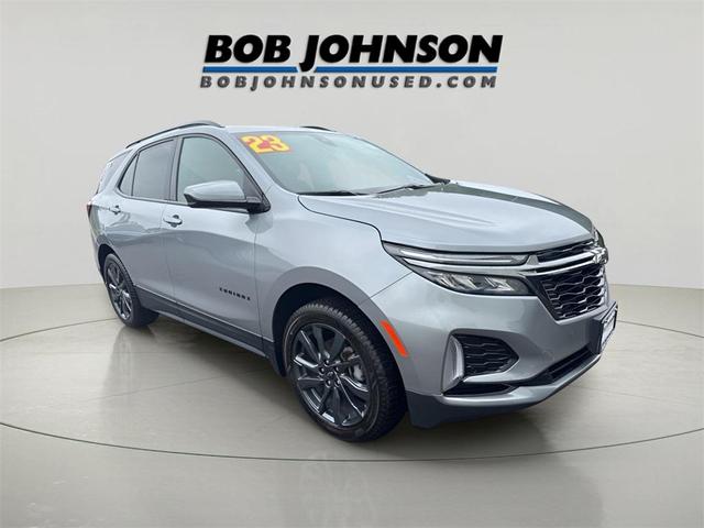 Photo of 2023 Sterling Gray Metallic Chevrolet Equinox