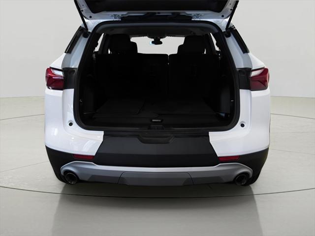Photo of 2022 Summit White Chevrolet Blazer