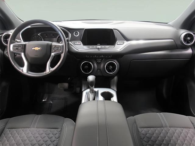 Photo of 2022 Summit White Chevrolet Blazer