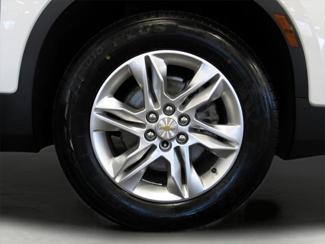 Photo of 2022 Summit White Chevrolet Blazer