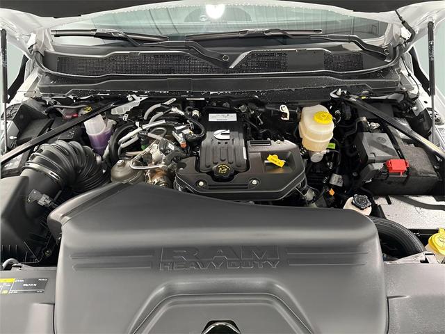 Photo of 2025 Bright White Clearcoat RAM 2500