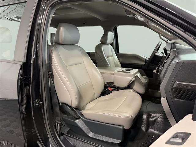 Photo of 2021 Agate Black Metallic Ford F-250